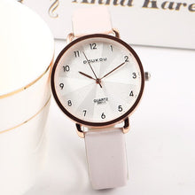 Load image into Gallery viewer, Exquisite Dial Design Bracelet Quartz Watch